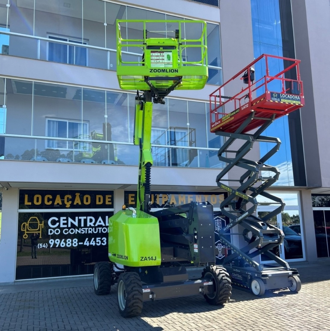 Plataformas elevatórias da Central do Construtor na sede em Erechim, RS